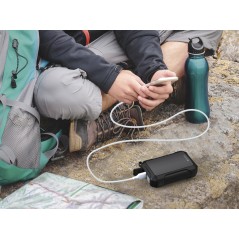 "Savner du varme hænder og ekstra strøm? Sandberg Hand Warmer Powerbank 10000 | Produktnr. 420-65"